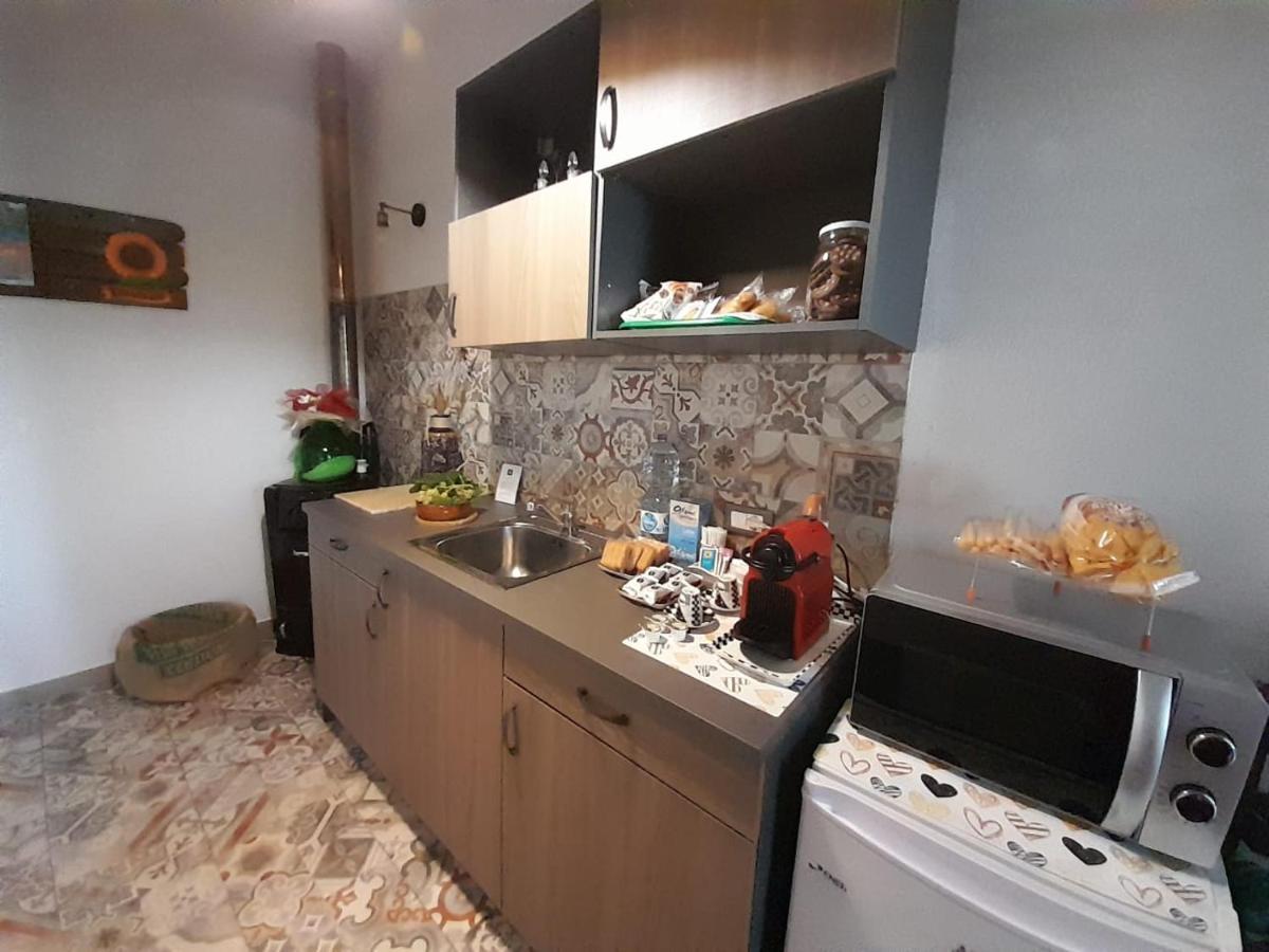 Etna Country Home 니콜로시 외부 사진